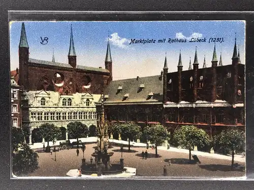 Ansichtskarte Lübeck Marktplatz mit Rathaus