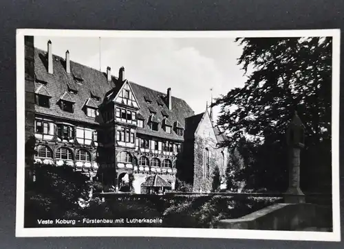 Echtfoto Ansichtskarte Coburg -Veste Koburg