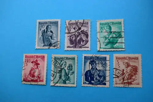 Freimarken: Trachten - 7 Briefmarken gestempelt