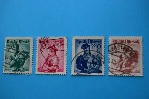 Freimarken: Trachten - 4 Briefmarken gestempelt