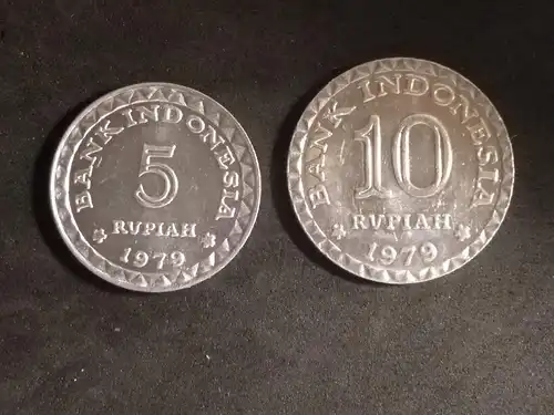 Indonesien - 5 + 10 rupiah 1979