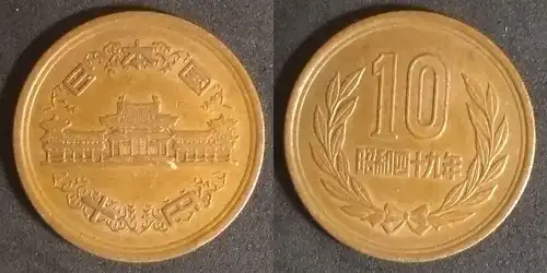 Japan - 10 Yen 1974 gebraucht