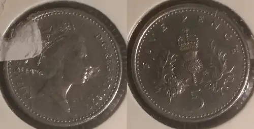 Großbritannien - 5 Pence 1990 im Münzhalter 