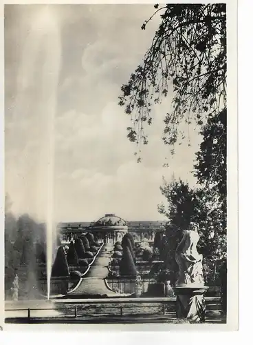 Ansichtskarte Potsdam - Schloß Sanssouci mit den Terrassen und großer Fontaine - nicht gelaufen