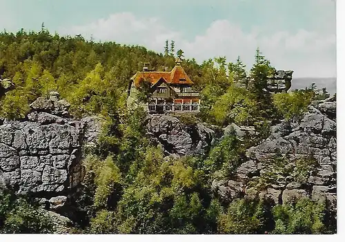 Ansichtskarte Zittauer Gebirge (Kr. Zittau) - Die Töpferbaude, links die brütende Henne - gelaufen