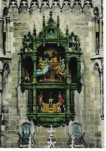 Ansichtskarte München - Glockenspiel am Rathausturm - gelaufen 1969
