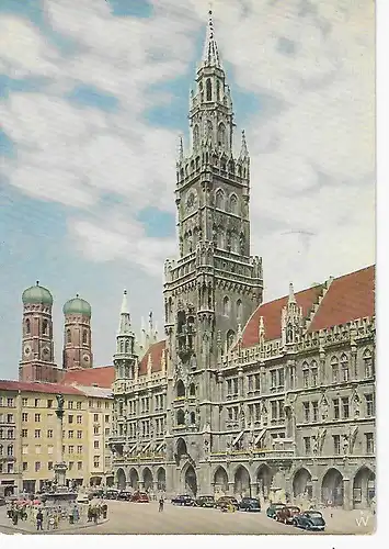 Ansichtskarte München - Marienplatz mit Rathaus und Frauenkirche - gelaufen ca. 1953