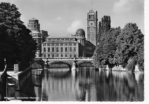 Ansichtskarte München - Deutsches Museum - gelaufen 1956