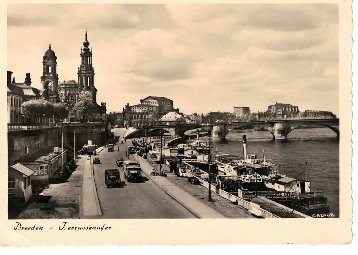 Ansichtskarte Dresden - Terrassenufer - gelaufen 1958