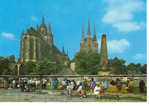 Ansichtskarte Erfurt / Thüringen - Domplatz mit Dom und Severinkirche - nicht gelaufen