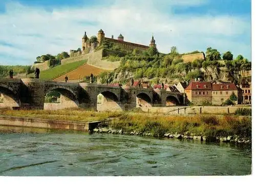 Ansichtskarte Würzburg am Main - Alte Mainbrücke und Festung Marienberg - nicht gelaufen 