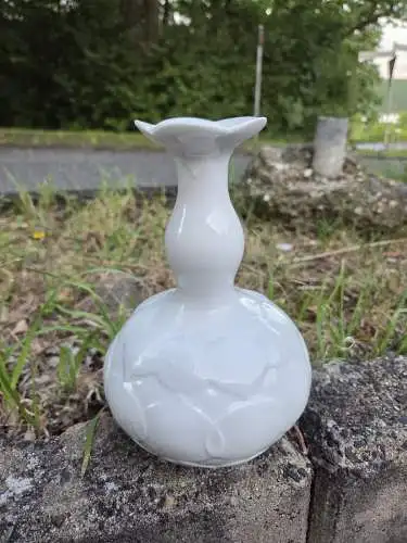 Jahrgang 1970 Meissen Vase Porzellanvase Porzellan Blumenvase weiß 1. Wahl Lotus