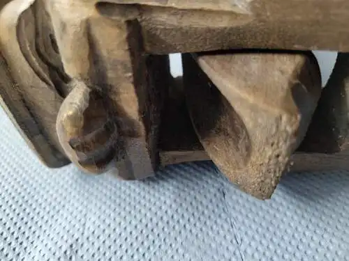 antiker Nussknacker aus Holz