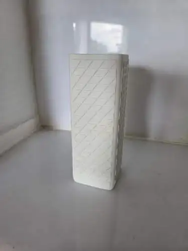 Quadratische Relief Vase aus weißem Porzellan von Hutschenreuther, Hohenbenberg