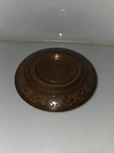 Holz mit Kupfer Inlay Aschenbecher || Handgemachte geschnitzte Ornamente am Rand || Vintage Holz und Kupfer 