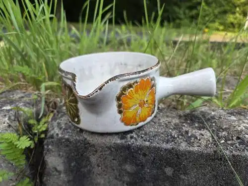 Midwinter Stonehenge Nasturtium Kapuzinerkresse Sauciere