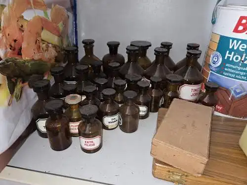 Apothekerglas aus braunem Glas Lichtschutzglas Stöpsel Vintage (Leergläser)
