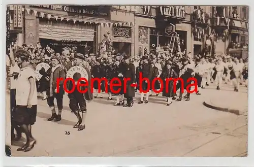 79763 Ak Turnklub Altenburg beim Turnfest in Köln 1928 Festzug