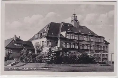 88448 Ak Lucka Kreis Altenburg Schule um 1940