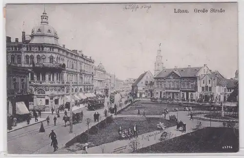 89287 AK Libau - Grande rue, vue sur la route avec tramway et calèche 1921