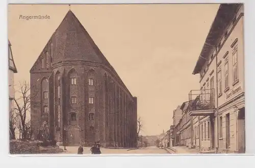 90739 AK Angermünde - Straßenansicht mit Geschäften um 1930