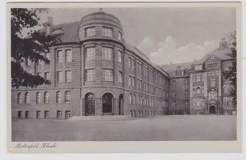 92943 Ak Bitterfeld Schule 1961
