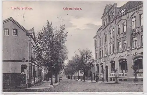 93336 Ak Oschersleben Kaiserstrasse mit Restaurant & Café 1907