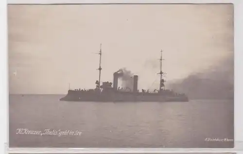 03103 Photo Ak petit croiseur 'Thetis' se déplace en mer vers 1925