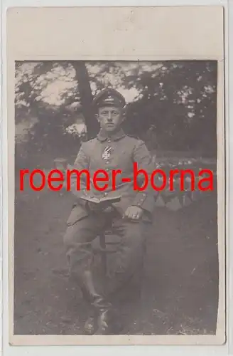 69645 Foto Ak Soldat mit Eisernem Kreuz 2.Klasse 1.Weltkrieg