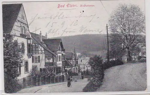 71699 AK Bad Elster - Kirchstrasse, Straßenansicht mit Fachwerkhäusern 1916
