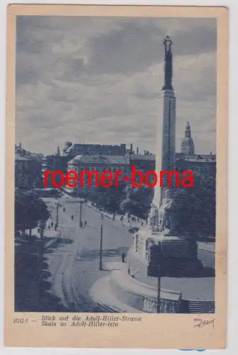 84535 Ak Riga Straßenansicht mit Denkmal um 1940