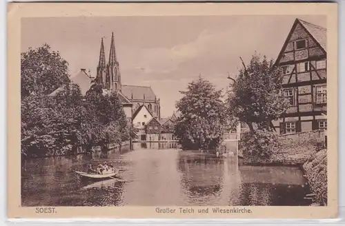 85619 Feldpost AK Soest - Grand étang et église des prés, avant la barque à rames 1917