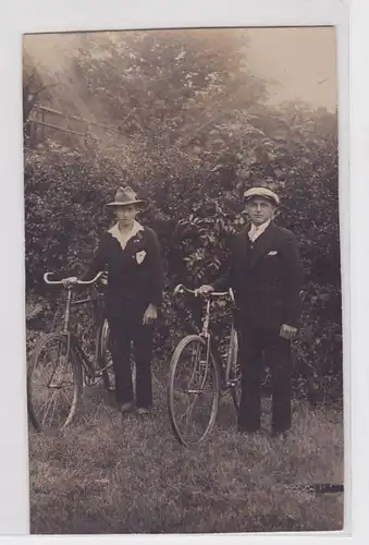 87279 Foto Ak Geithain zwei Radfahrer 1930