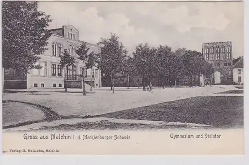 91148 Ak salutation en Malchin Gymnasium et porte en pierre vers 1910
