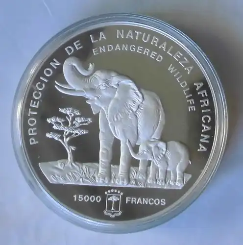 15000 francs Équateur Guinée Éléphant 1 kilo d'argent fin 1992 PP (101953)