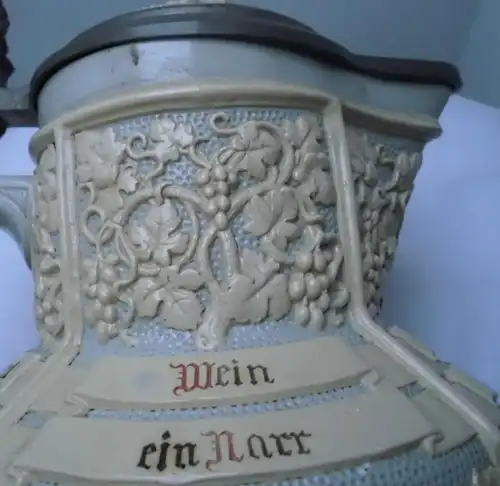 alter Keramik Krug Wein-Weib-Gesang mit Deckel Villeroy & Boch Mettlach um 1920