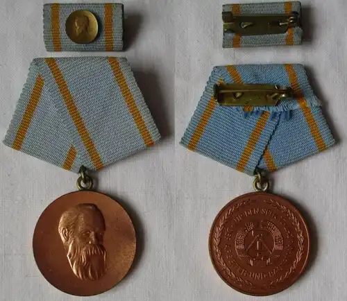 Prix DDR de Friedrich-Engels à Bronze dans l'Etui Bartel 43a (140960)