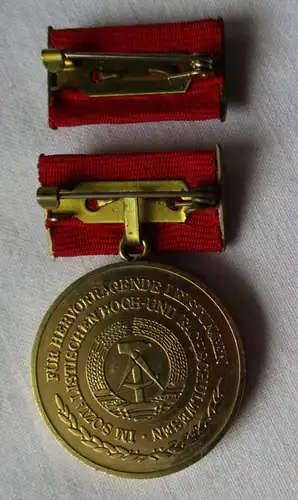 DDR Orden Humboldt-Medaille en Gold Bartel 268 a (136335)