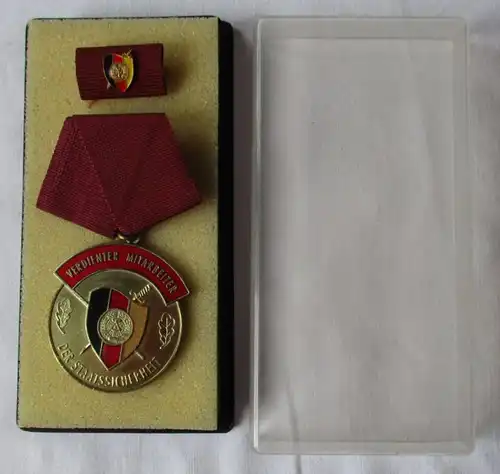 DDR Medaille für hervorragende Leistungen in der Geologie Bartel 299 b (124727)