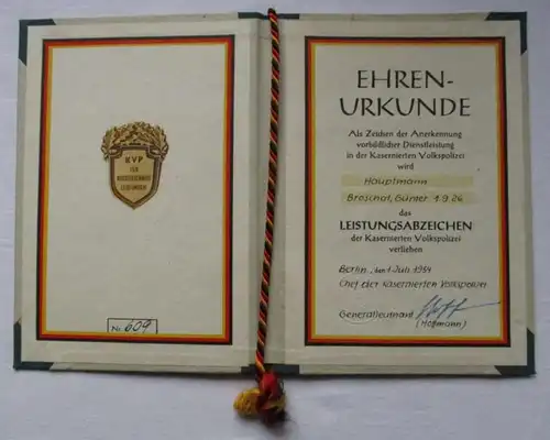 DDR badge de puissance KVP Police populaire + certificat 1954 Heinz Hoffmann (140728)