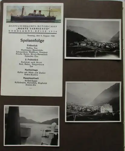 Remise de documents et photos de voyage en bateau vers 1930 (102499)