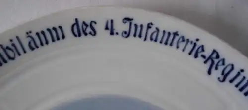 rare Meissen porcelaine assiette 4.infanterie régiment no103 (112246)
