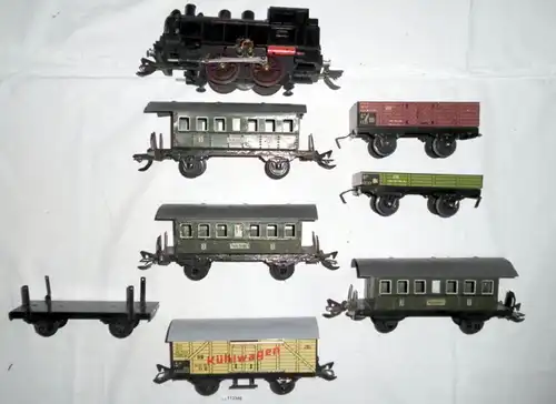 Zeuke Modellbahn Dampflok mit 7 Waggons Spur 0 im Originalkarton um1950 (113345)
