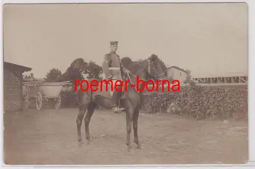 46991 Foto Ak Karabinier zu Pferde in Zeithain um 1915