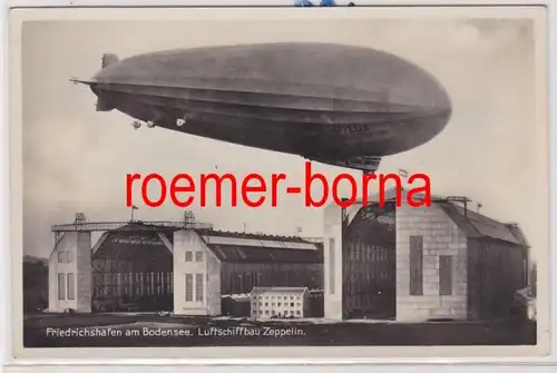 85024 Photo Ak Friedrichshafen am Bodensee Aéroport avec le comte Zeppelin 1935