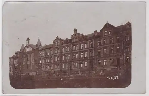 83745 Foto Ak Pössneck Strassenansicht mit Wohnhäusern 1907