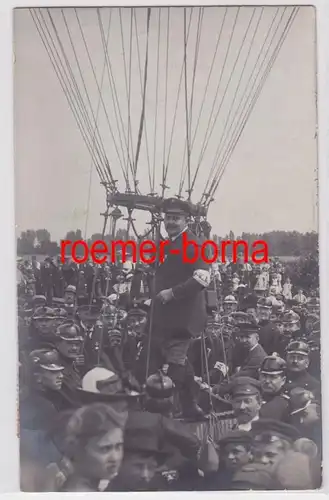 83152 Photo Ak Pegau atterrissage en ballon 1912