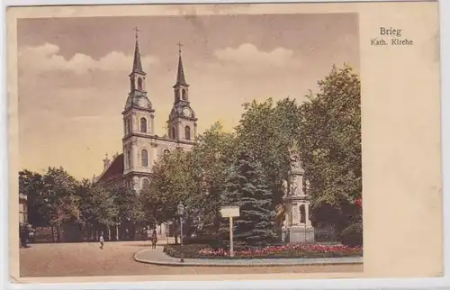 74089 Ak Brieg Bezirk Breslau katholische Kirche um 1930