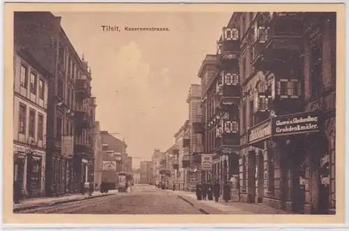 89912 Ak Tilsit Sowetsk (Kalingrad) Kasernenstrasse avec des magasins 1912
