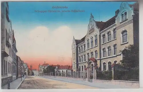 68225 Ak Zeulenroda Schopper Straße mit neuem Schulhaus 1918